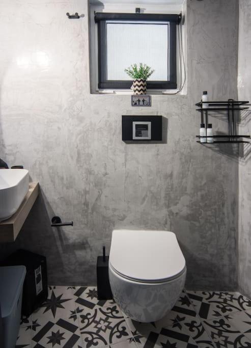 City Four Lions B Apartment